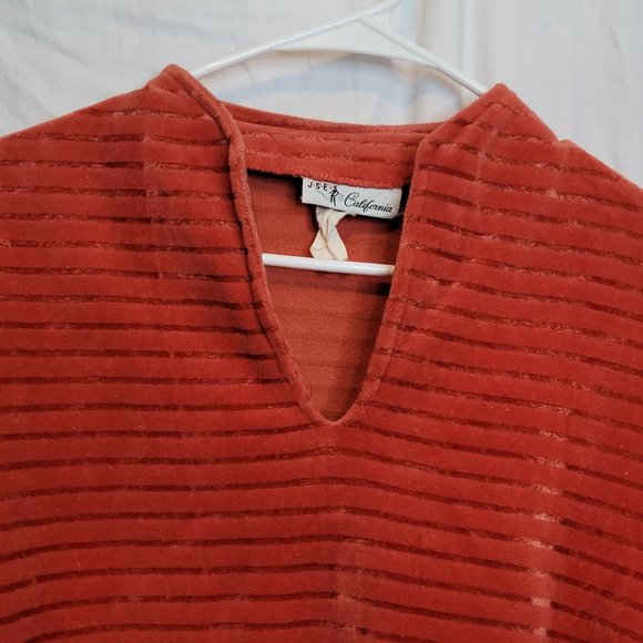 Vintage Velour Pullover Shirt Long Sleeve Rust Red V Neck Textured Stripe - Picture 6 of 8